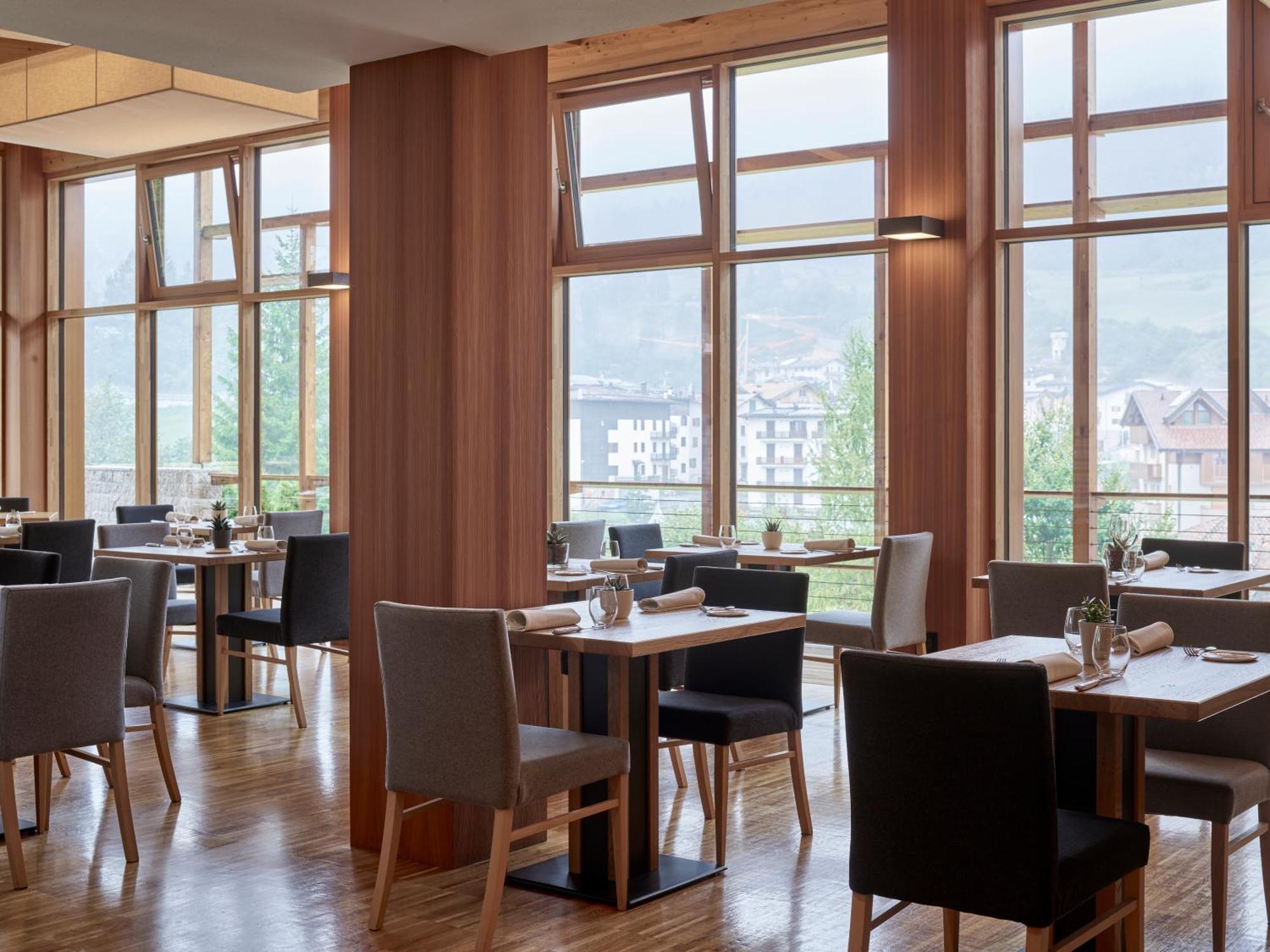 Corona Dolomites Hotel Andalo Eksteriør billede