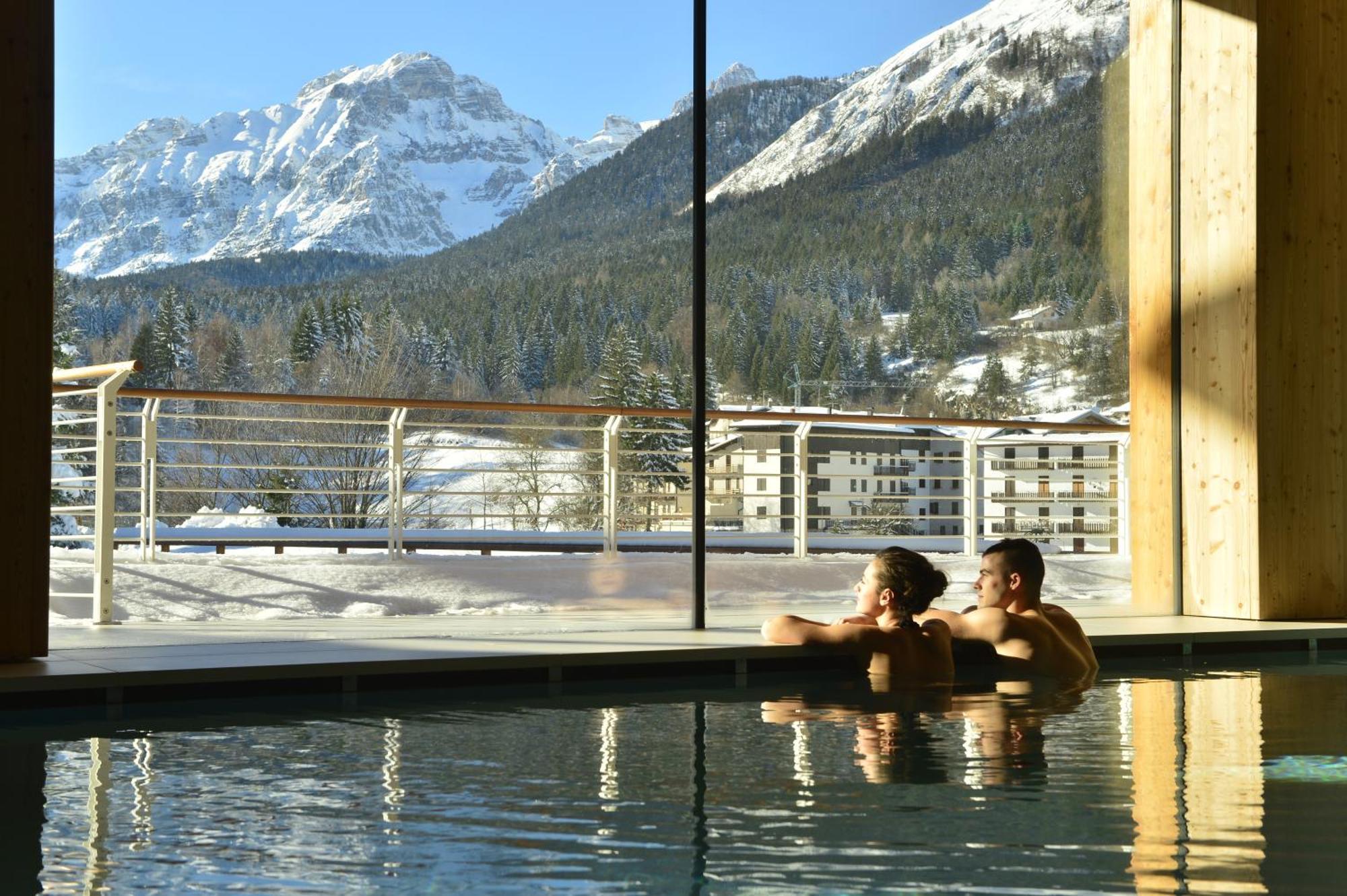 Corona Dolomites Hotel Andalo Eksteriør billede